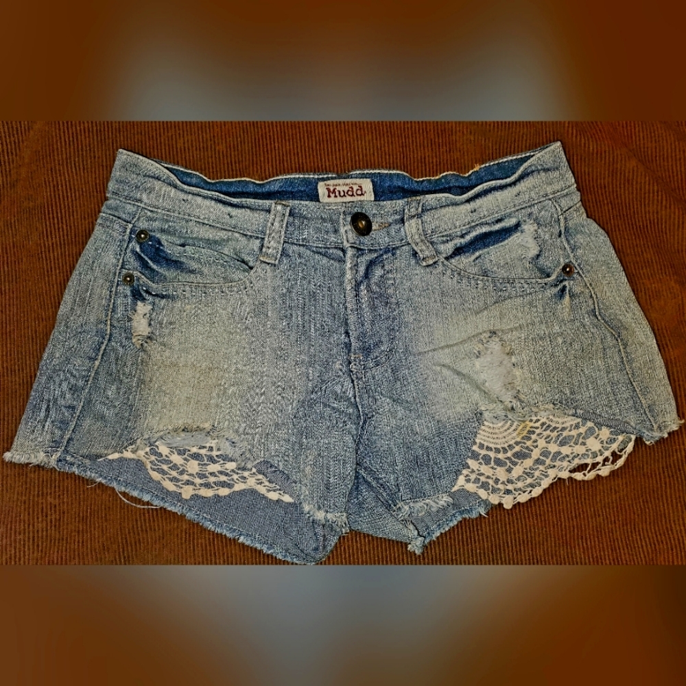 LACE Jean shorts